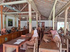 Rapat Koordinasi Pamong Kalurahan Ponjong Bahas Evaluasi dan Rencana Kegiatan